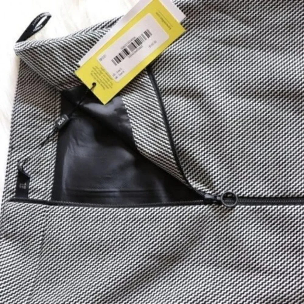 NWT Karen Millen A Line Mini Skirt Size 2 Black White High Waist